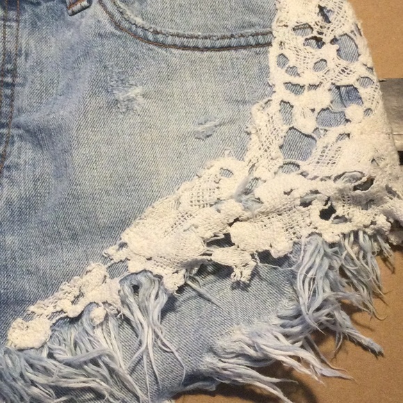 We The Free Good Vibes Lace Shorts - Picture 6 of 12